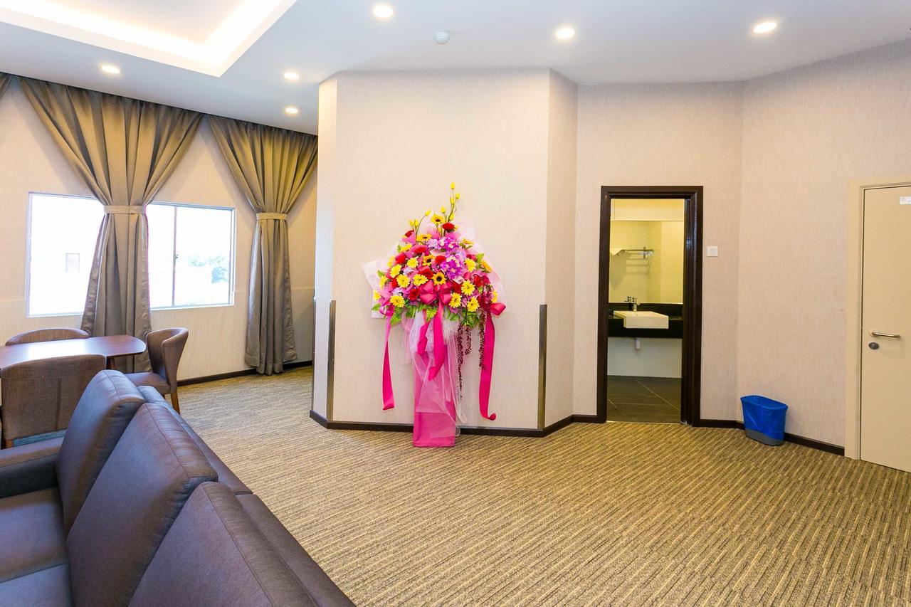 Icon Hotel Segamat Extérieur photo
